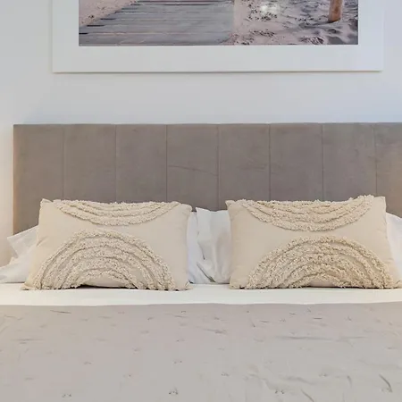 Aurea Villa *
